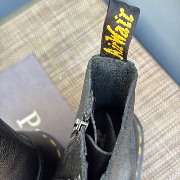 NWT Dr. Martens Jadin III Leather Lace Up Boots with air cushioned Blk Size 7 - Picture 7 of 15